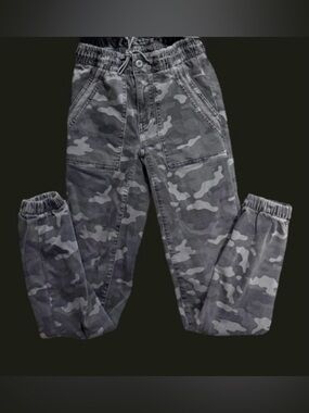 American Eagle XS Camo Denim Jogger Pants